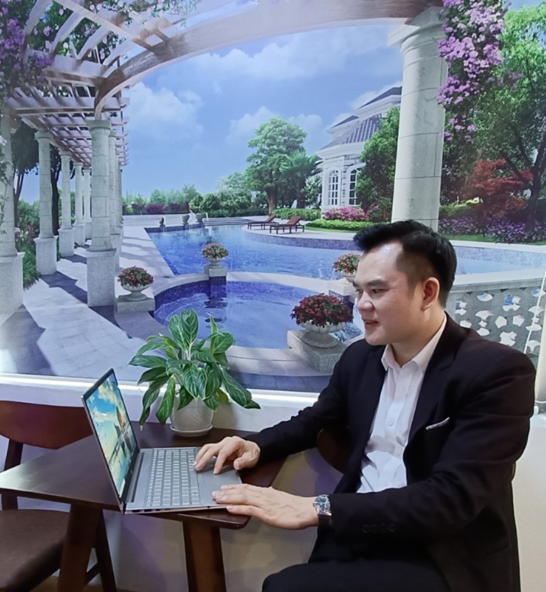 100 câu chuyện thâm thúy - SSM HOLDING